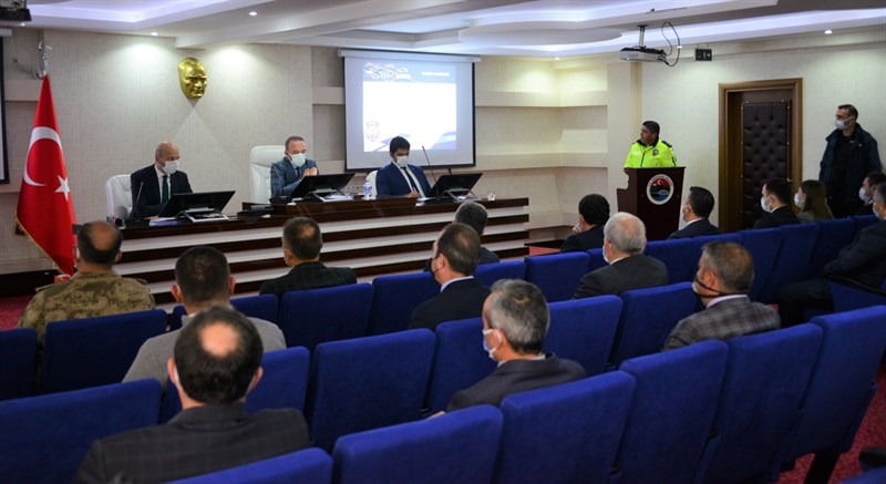 Ardahan’da Karayolları Trafik Güvenliği toplantısı yapıldı