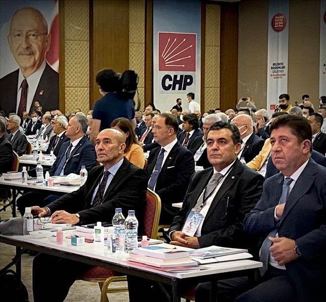 Başkan Demir, Gaziantep´te düzenlenen belediye başkanları çalıştayına katıldı