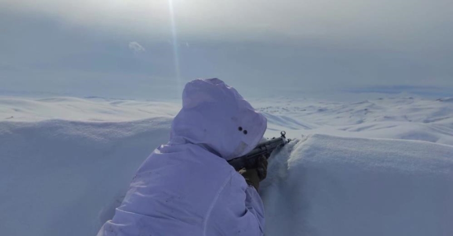 Mehmetçik’ten eksi 25 derecede 5 metre kar altında vatan nöbeti