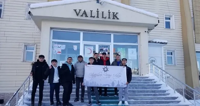 Ardahan’dan 8 öğrenci Bitlis’in Ahlat ilçesine uğurlandı