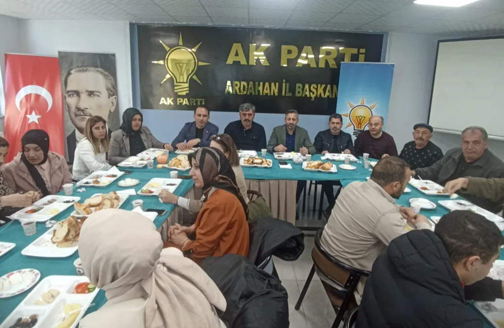 AK Parti’de sandık başkanları kahvaltıda buluştu