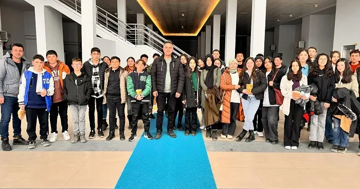 Hanak’ta öğrencilere yönelik  sinema etkinliği düzenlendi