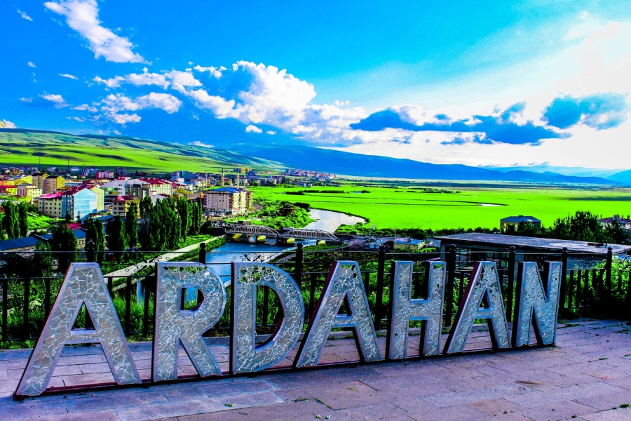 EN AZ GÖÇÜ ARDAHAN ALDI