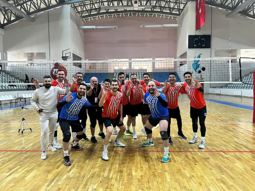 Voleybol maçına davetlisiniz