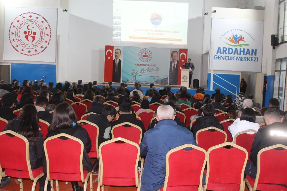 “10 Aralık İnsan Hakları Günü” konferansı düzenlendi