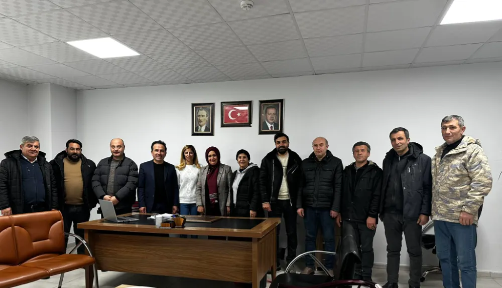 AK Parti Merkez İlçe Teşkilatından Kadın Kolları Başkanı Özdemir’e ziyaret