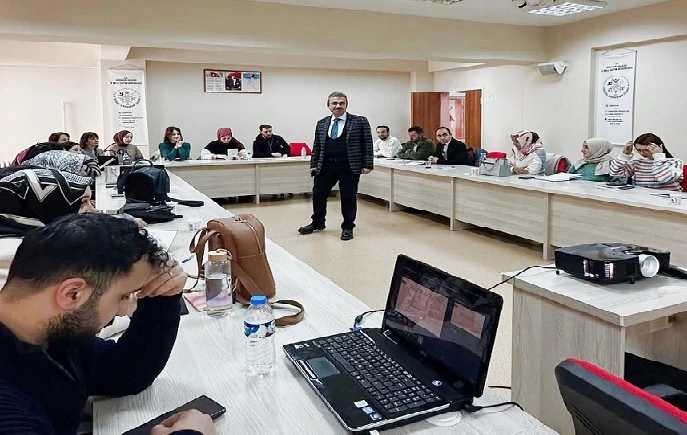 Çocuk Merkezli Oyun Terapisi eğitimi başladı