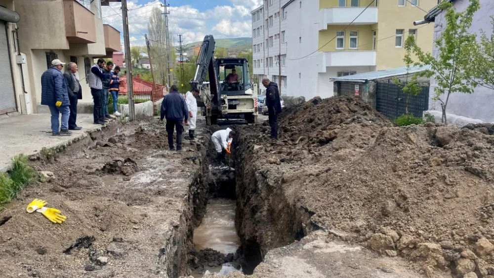 Ardahan Belediyesi kanalizasyon şebeke iyileştirme çalışmalarını sürdürüyor