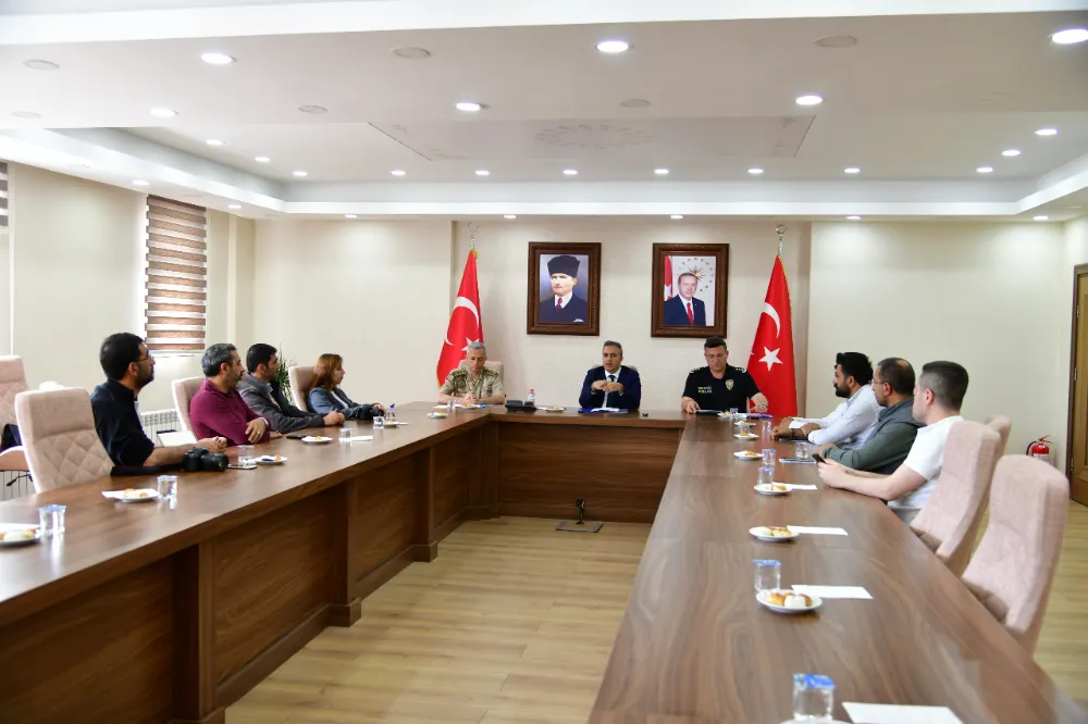 VALİ ÇİÇEK İLK 5 AYI DEĞERLENDİRDİ
