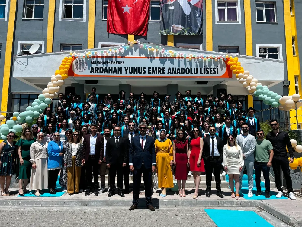 Ardahan Yunus Emre Anadolu Lisesi öğrencilerinden büyük başarı!