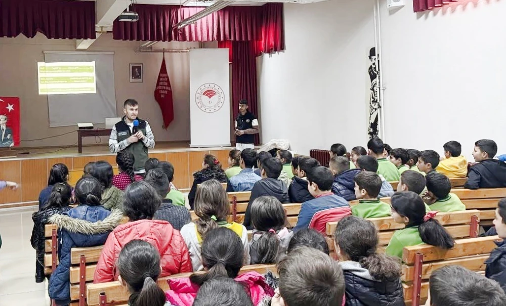 Hoçvan Hasköy Ortaokulunda Biyoçeşitlilik eğitimi