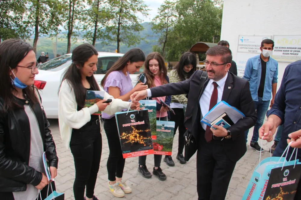 İstanbul Posoflar Derneği’nden 2 Milyon 700 Bin TL eğitim bursu