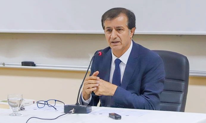 Rektör Emiroğlu, “Geleneğin Kutsallaşması Sorunu”nu Konferansta Ele Aldı