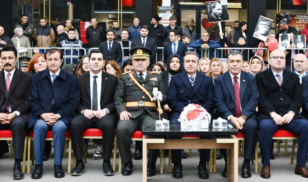 Ardahan’da Cumhuriyet Bayramı Coşkuyla Kutlandı  