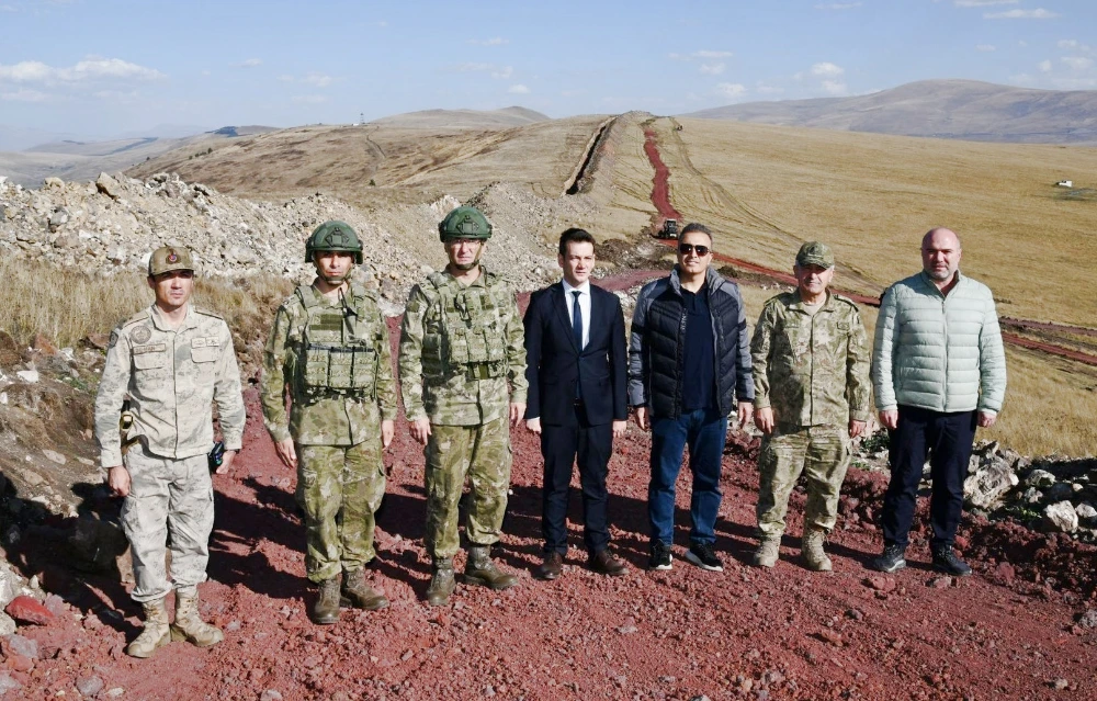 Vali Çiçek Sınır Güvenliği Çalışmalarını İnceledi