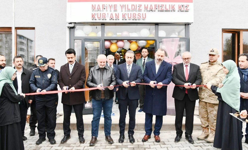 Ardahan’da Nafiye Yıldız Hafızlık Kız Kur’an Kursu Açıldı
