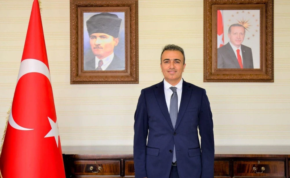 Vali Hayrettin Çiçek’ten 24 Kasım Öğretmenler Günü Mesajı