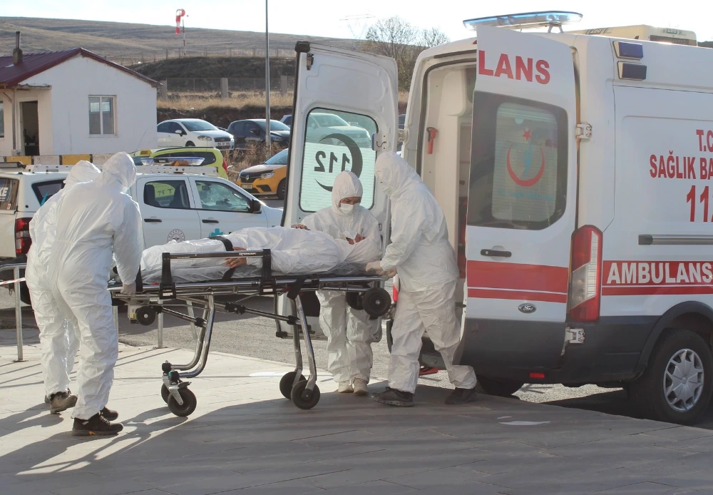Ardahan Devlet Hastanesi’nde Kimyasal Madde Tatbikatı Gerçekleştirildi