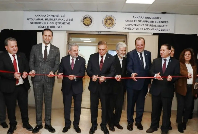 Miletvekili İncesu Ankara’da açılışa katıldı