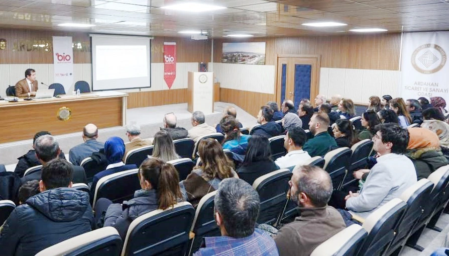 Ardahan’da Türkçe Öğretimi Konferansına Yoğun İlgi