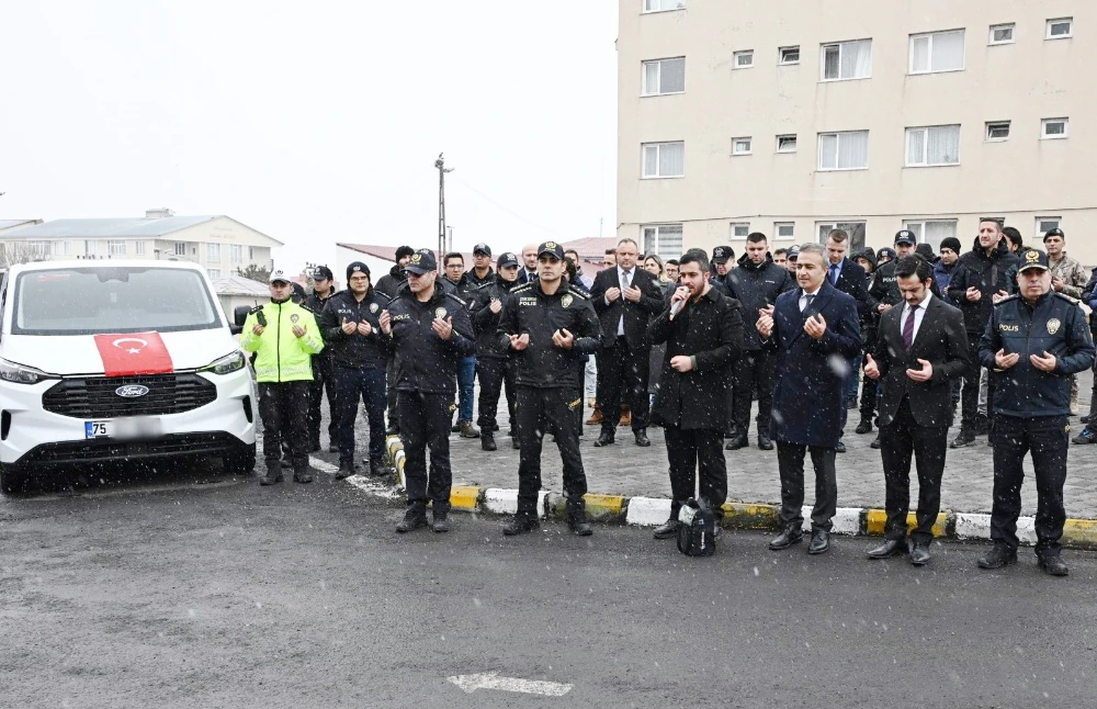 Ardahan Emniyetine 20 Yeni Araç Teslim Edildi