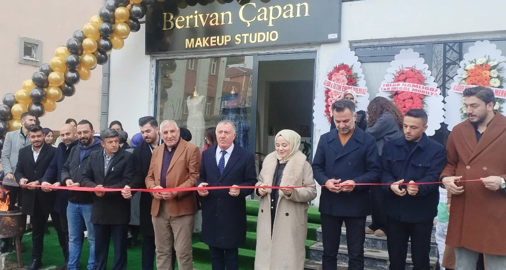 Ardahan’da Berivan Çapan Makyaj ve Gelin Stüdyosu Hizmete Açıldı