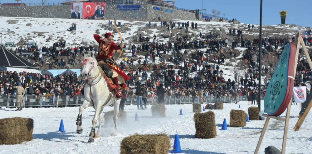 Donan Çıldır Gölü festivalle şenlenecek