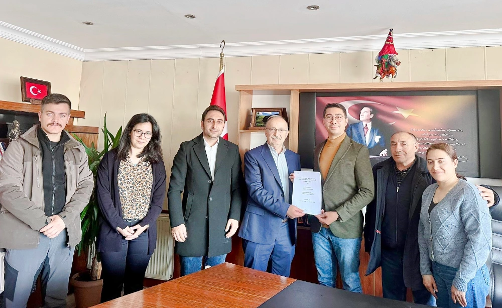 Damal Belediyesi’nde Sözleşmeler Yenilendi