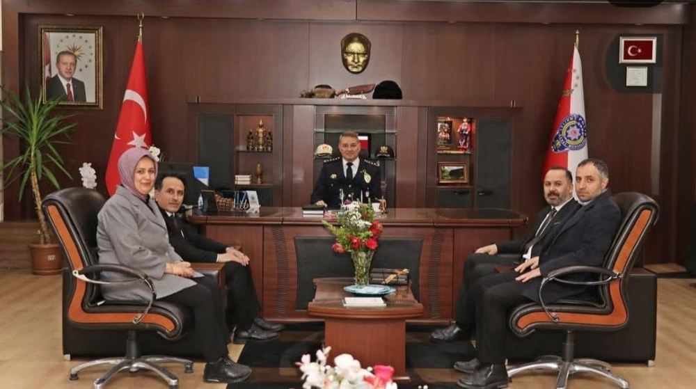AK Partiden Polis Haftası ziyareti