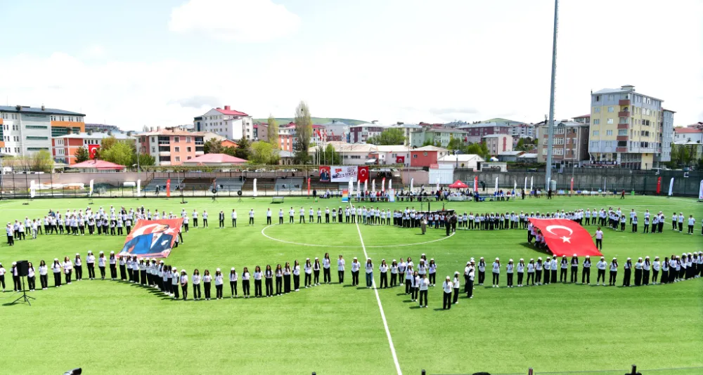 ARDAHAN’DA 19 MAYIS COŞKUSU: 106. YIL GURURU