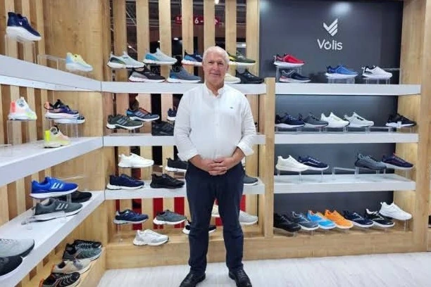 İş İnsanı Veysel Çukurçayır’dan Çıldır’a destek