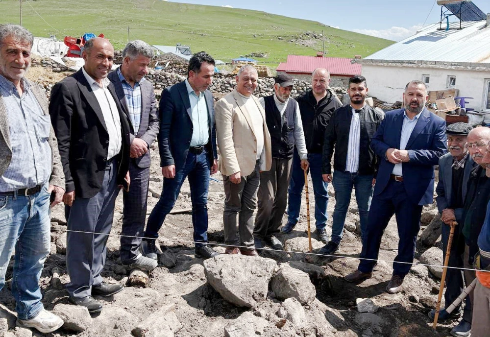 Başkan Aydın ,Tunçoluk’ta Vatandaşla Buluştu