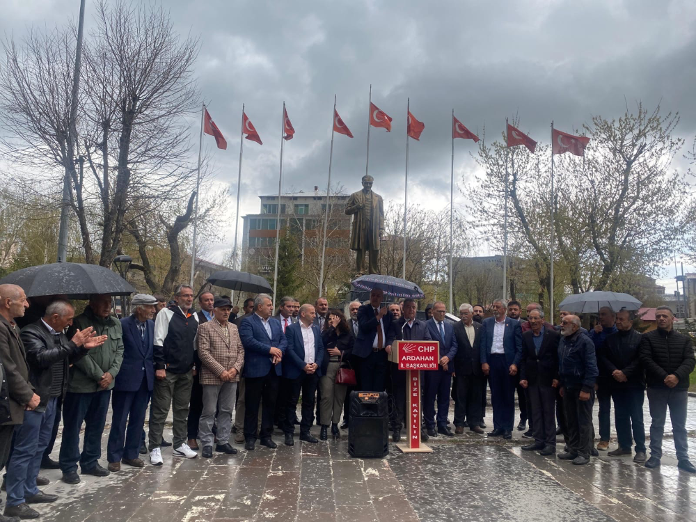 CHP’den sert kınama: Özgür Özel’e yapılan saldırı kabul edilemez