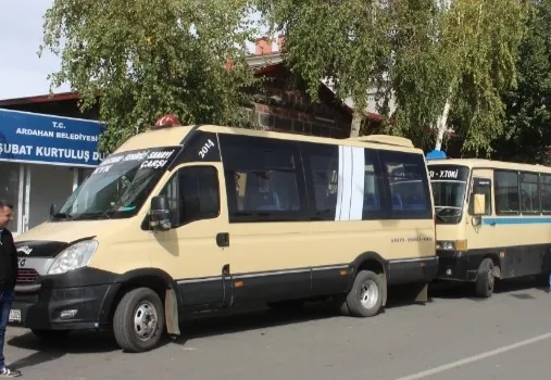 DOLMUŞ ÜCRETLERİNE ZAM!