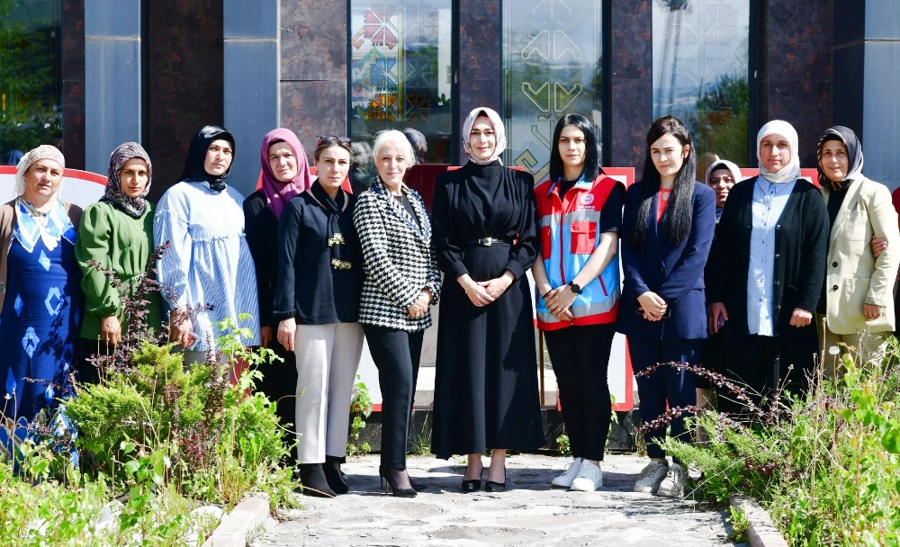“Güçlü Aile, Güçlü Toplum Demektir.”