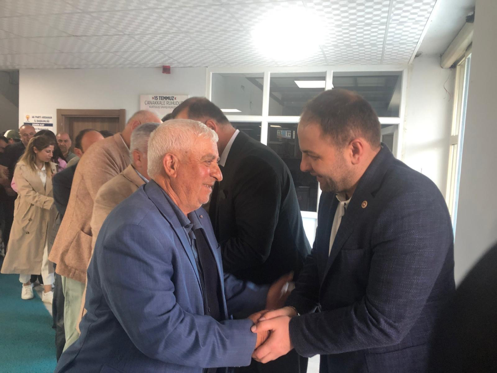 AK Parti’de bayramlaşma