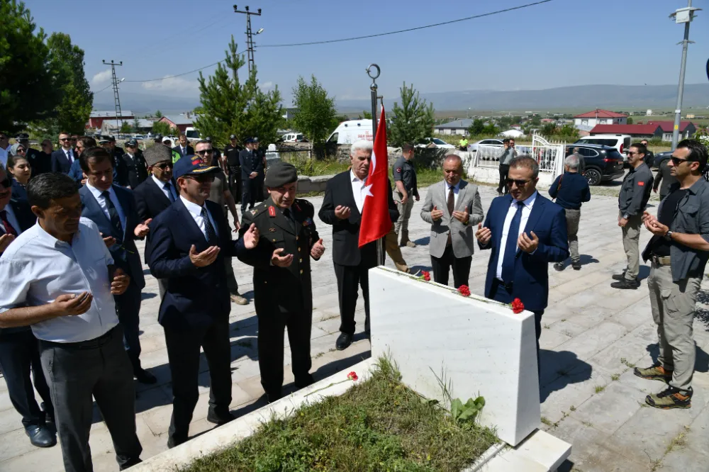 15 Temmuz’da aziz şehitlerimiz dualarla anıldı
