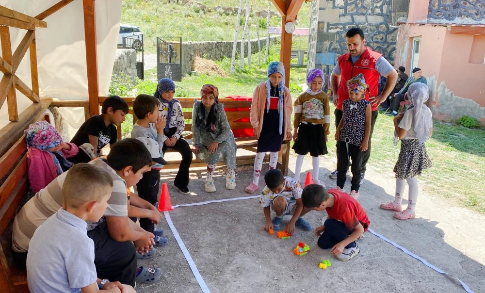 Çıldır’da Yaz Kulübü Etkinliğiyle Karakale Köyü Şenlendi