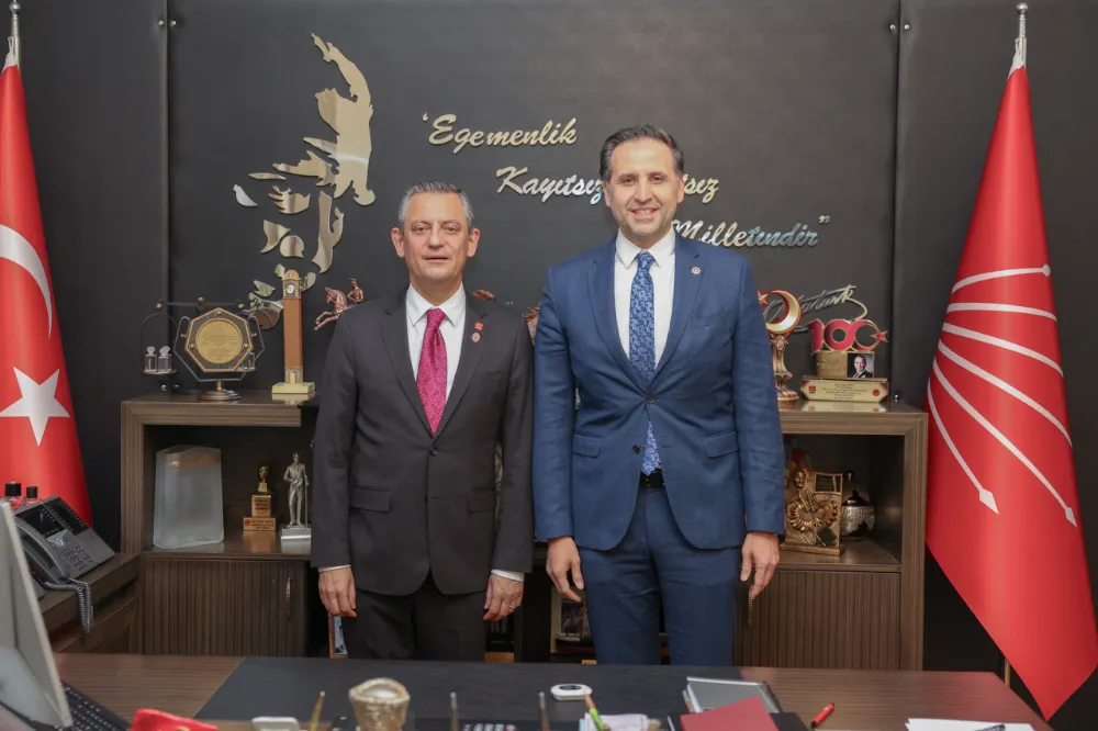 CHP Genel Başkanı Özgür Özel