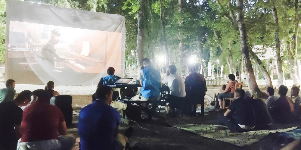 Özel Bireyler Açık Hava Sinema Keyfinde Buluştu
