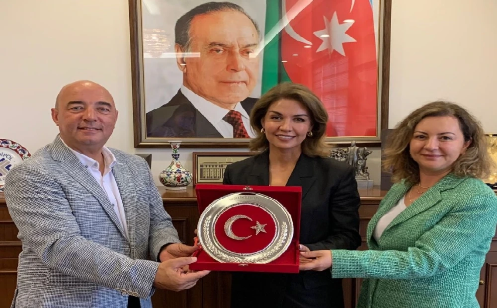 Gazi Gazetecilerden Medya-İş Ziyareti