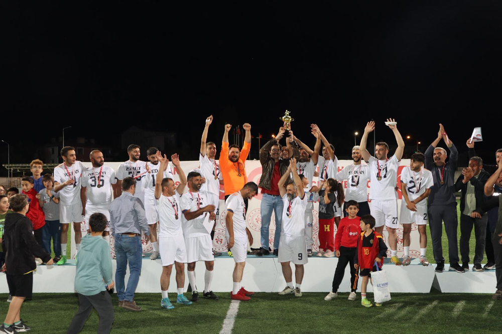 Şampiyon İmparator FK