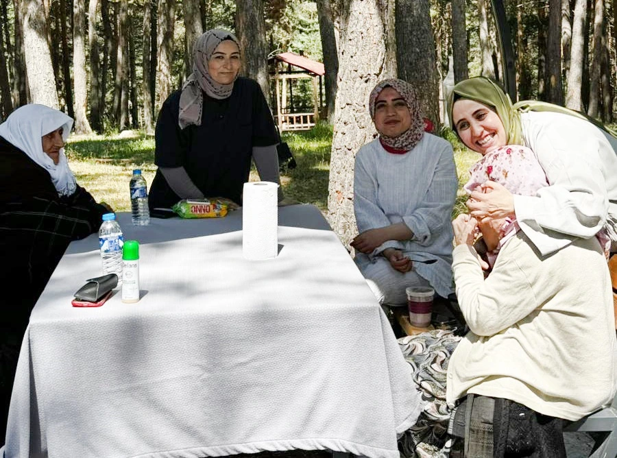 Huzurevi Sakinleri Doğayla Buluştu
