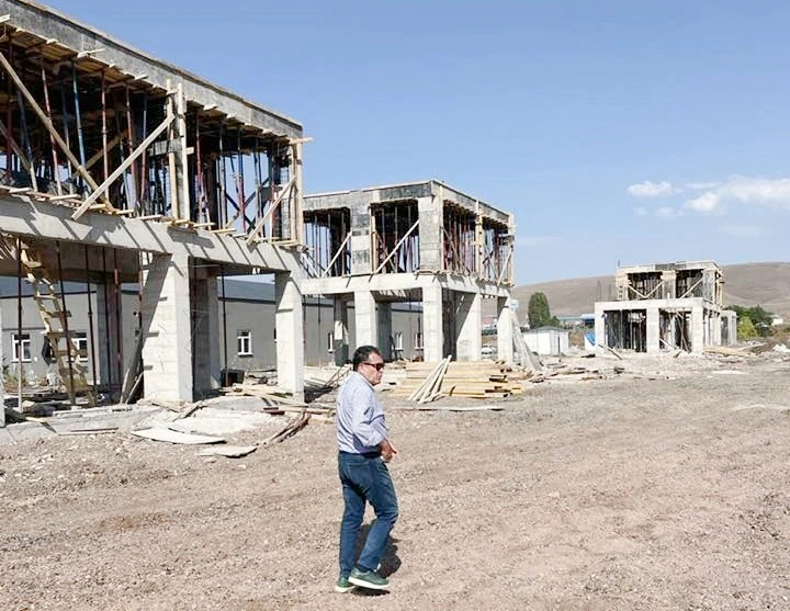  “Galericiler Sitesi Projesi Hızla İlerliyor”