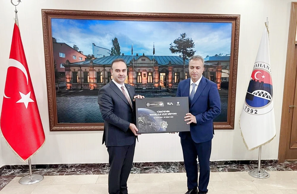 Bakan Kacır