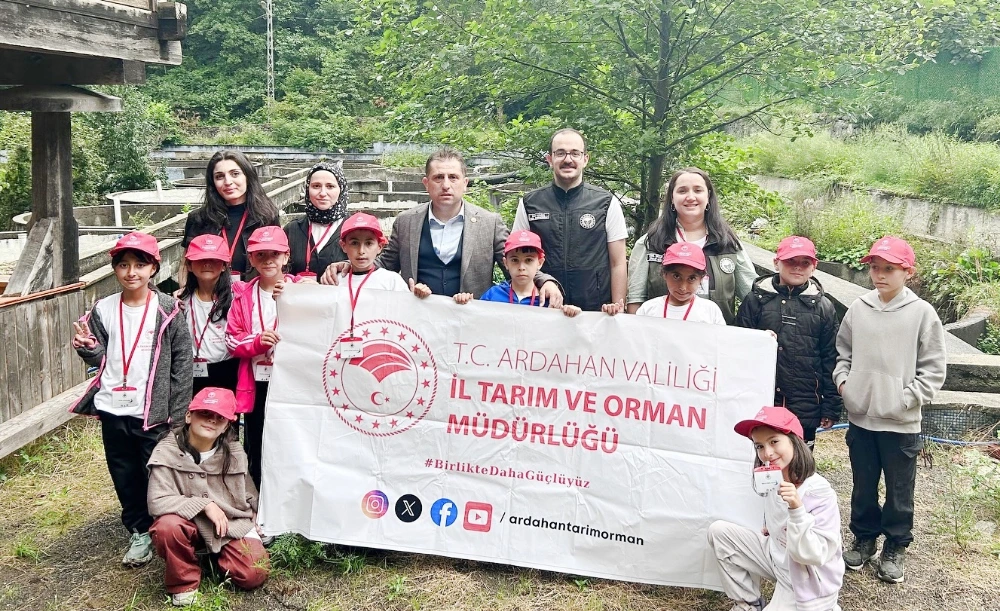 Damal’lı Öğrenciler “Lider Çocuk Tarım Kampı” Kapsamında Borçka’da