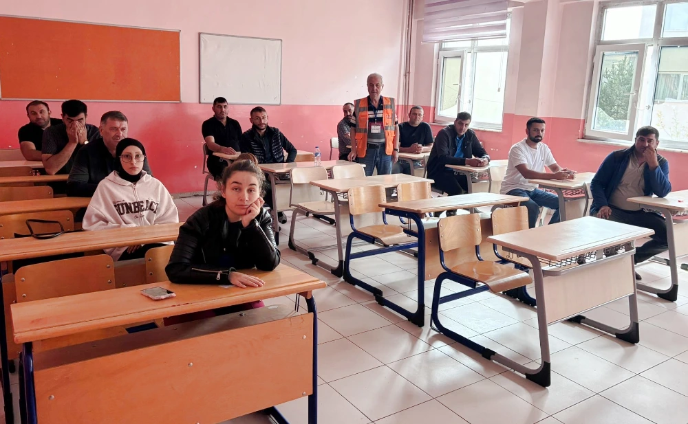 Mesleki Yeterlilik Sınavları Yoğun Katılımla Gerçekleştirildi